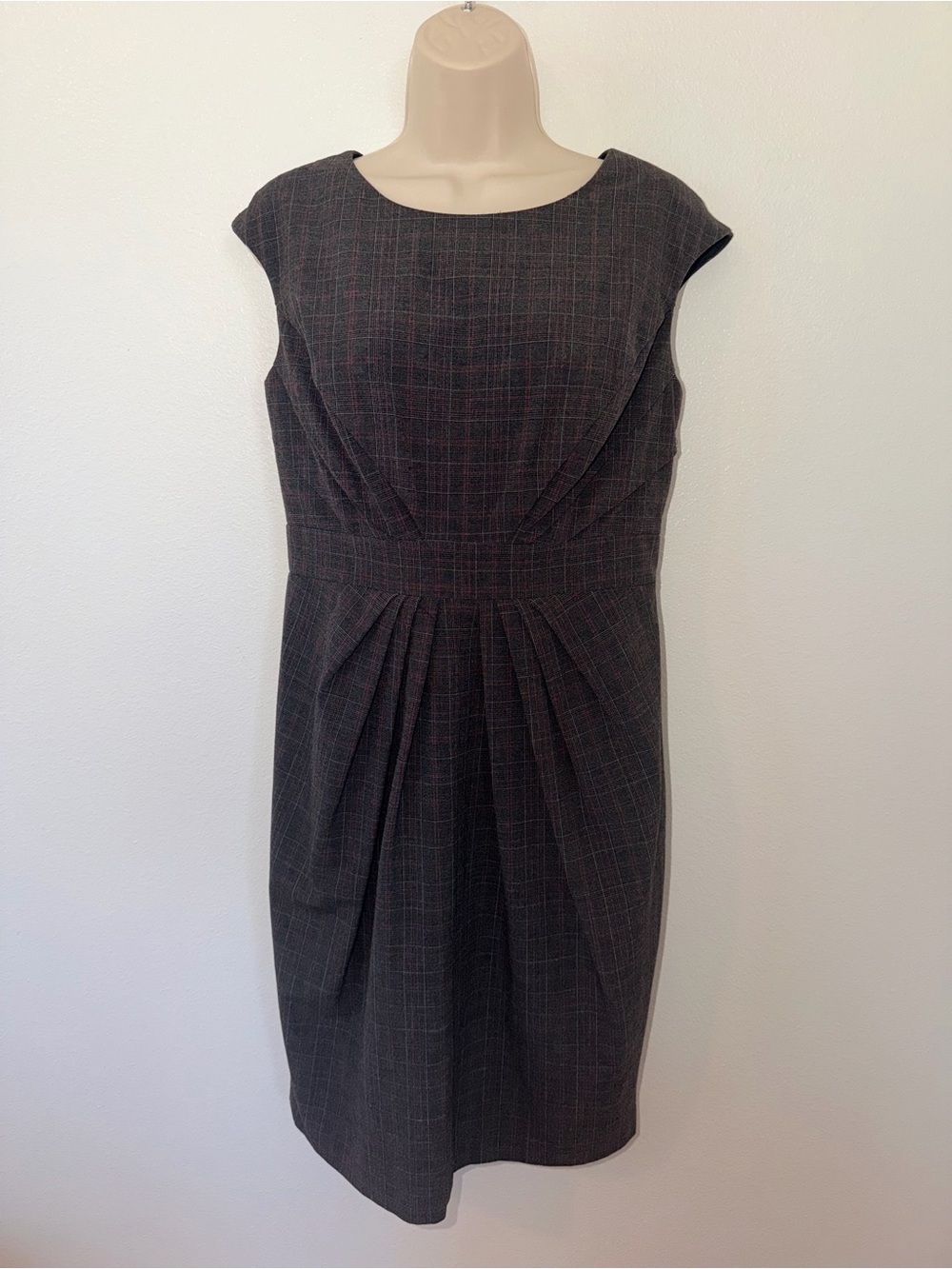 Adrianna Papell charcoal plaid cap-sleeve sheath dress